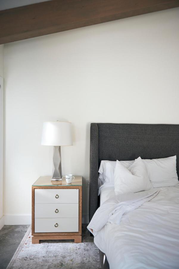 The Hampton Maid Hotel Hampton Bays Eksteriør billede
